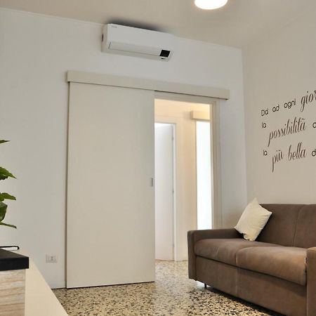 M.Aurelio Light Brown Apartment Milan Exterior photo